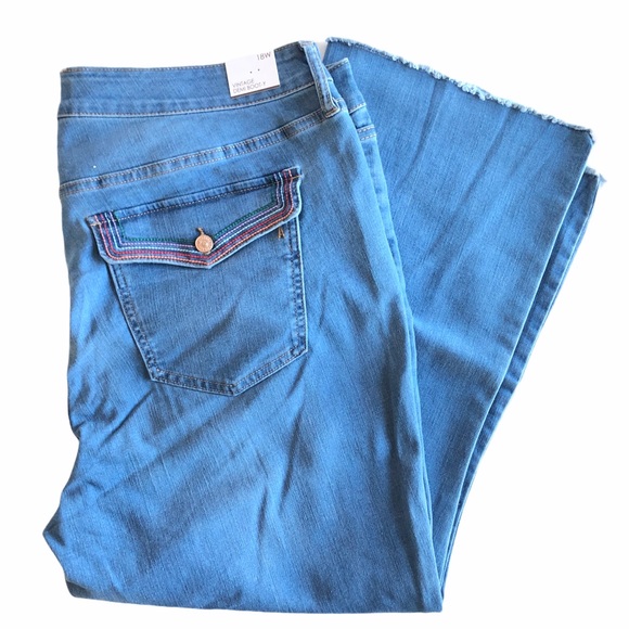 Vintage America Demi Boot-y Mid Rise Crop Bootcut - Picture 7 of 7